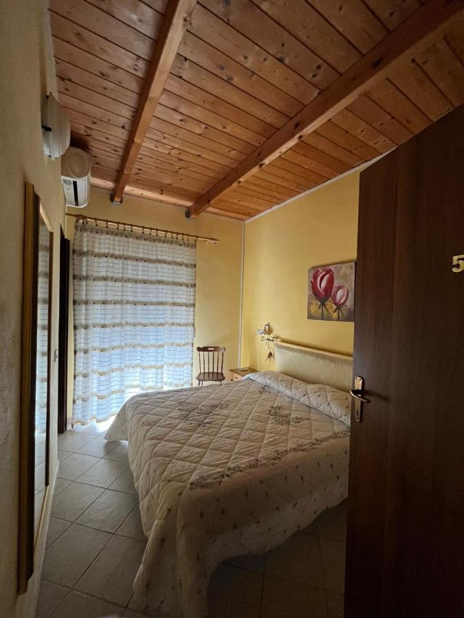 Agriturismo La Cantina Baratili San Pietro Экстерьер фото
